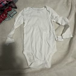 Clothes size 2T for girls,mostly new and like new,pick up near Tully and Monterey Rd SJ CA 95112