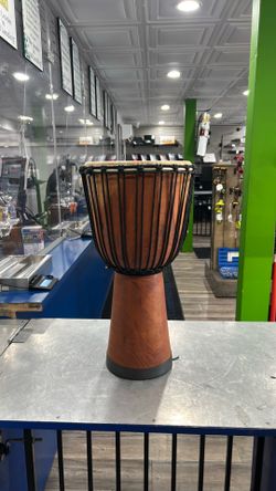 Terre Djembe drum