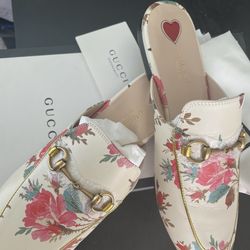 Gucci Women’s Sandals