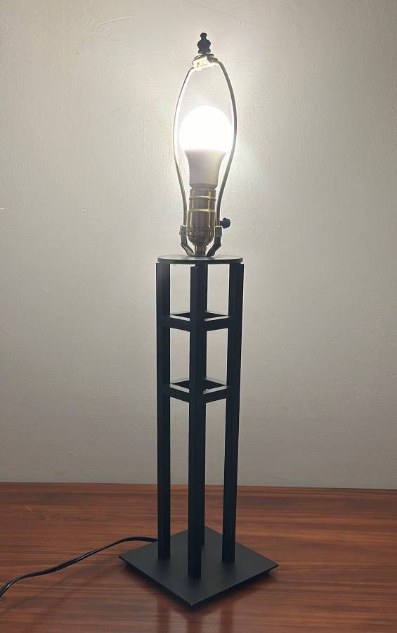 Modern Black Metal Accent Table Lamp