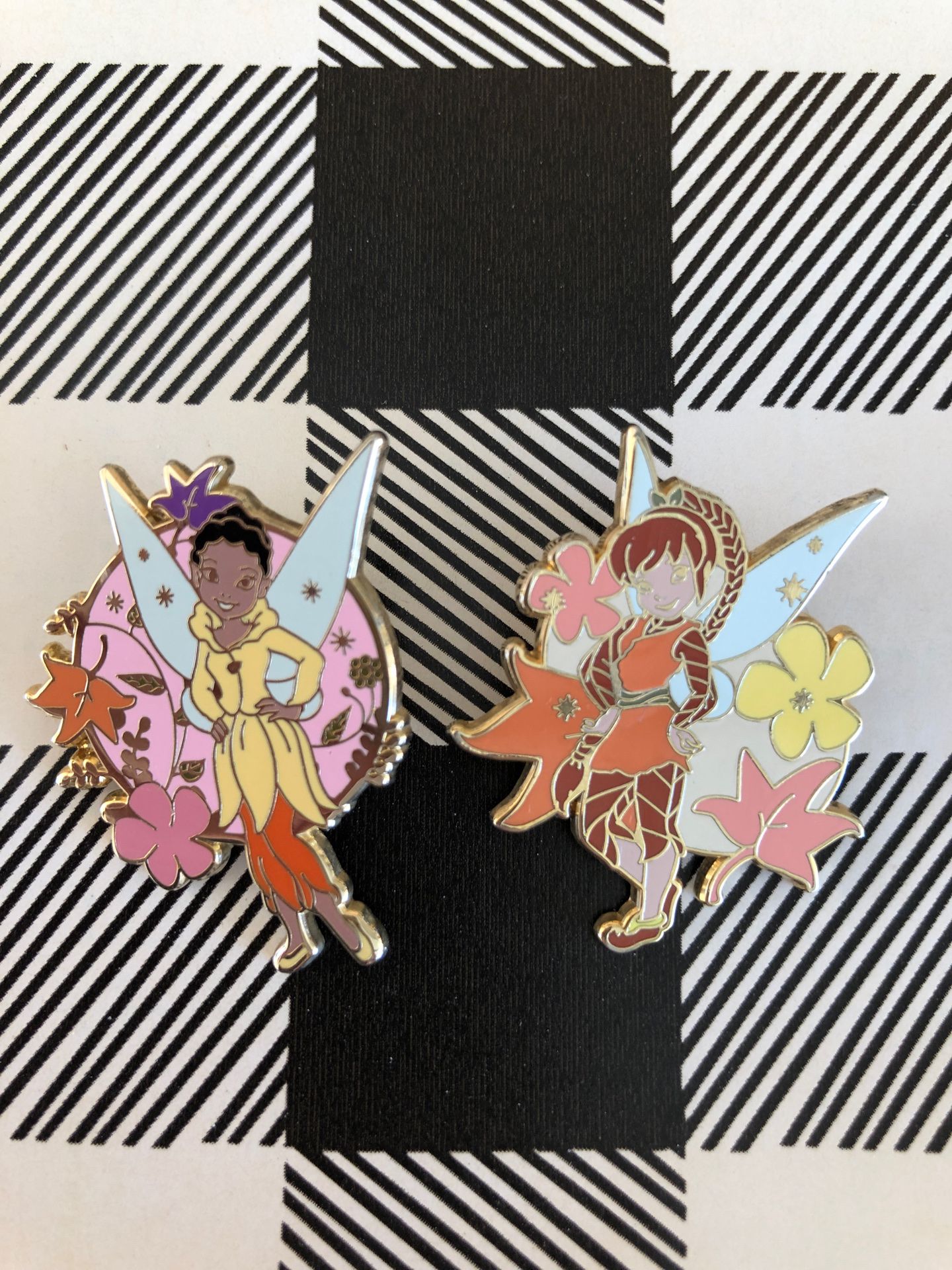 Disney trading pins - 2 fairies