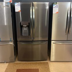 Black Stainless Steel Bottom Freezer Refrigerator‼️‼️