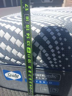 15" Queen Size Mattress bySealy Posturepedic Plus Hybrid Mattress