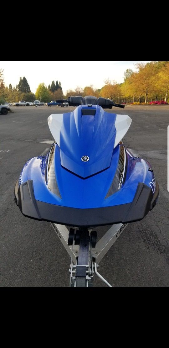 2017 Yamaha Waverunner VX Limited