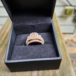 Women’s Engagement/Wedding Ring Size 7