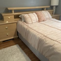 Queen bed with mattress drawers and mirror