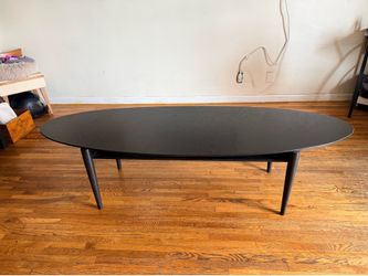 Elliptical coffee table