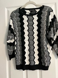 Women’s sweater Cable and gauge Large