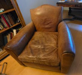 Leather Chair super comfortable