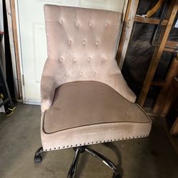 Desk chair