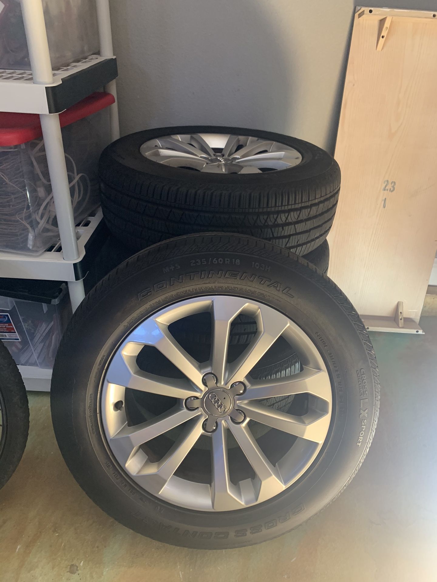 235/60R 18 stock rims and tires for Audi Q5