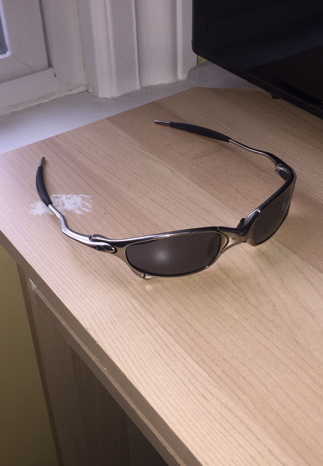 Oakley Juliet Sunglasses  Review, Where to Buy & More