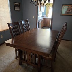 $1.00 Dining Room Table w/ Leaves
