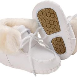 Unisex White Child Snow Boots 12-18 Months (5” Shoe Length)