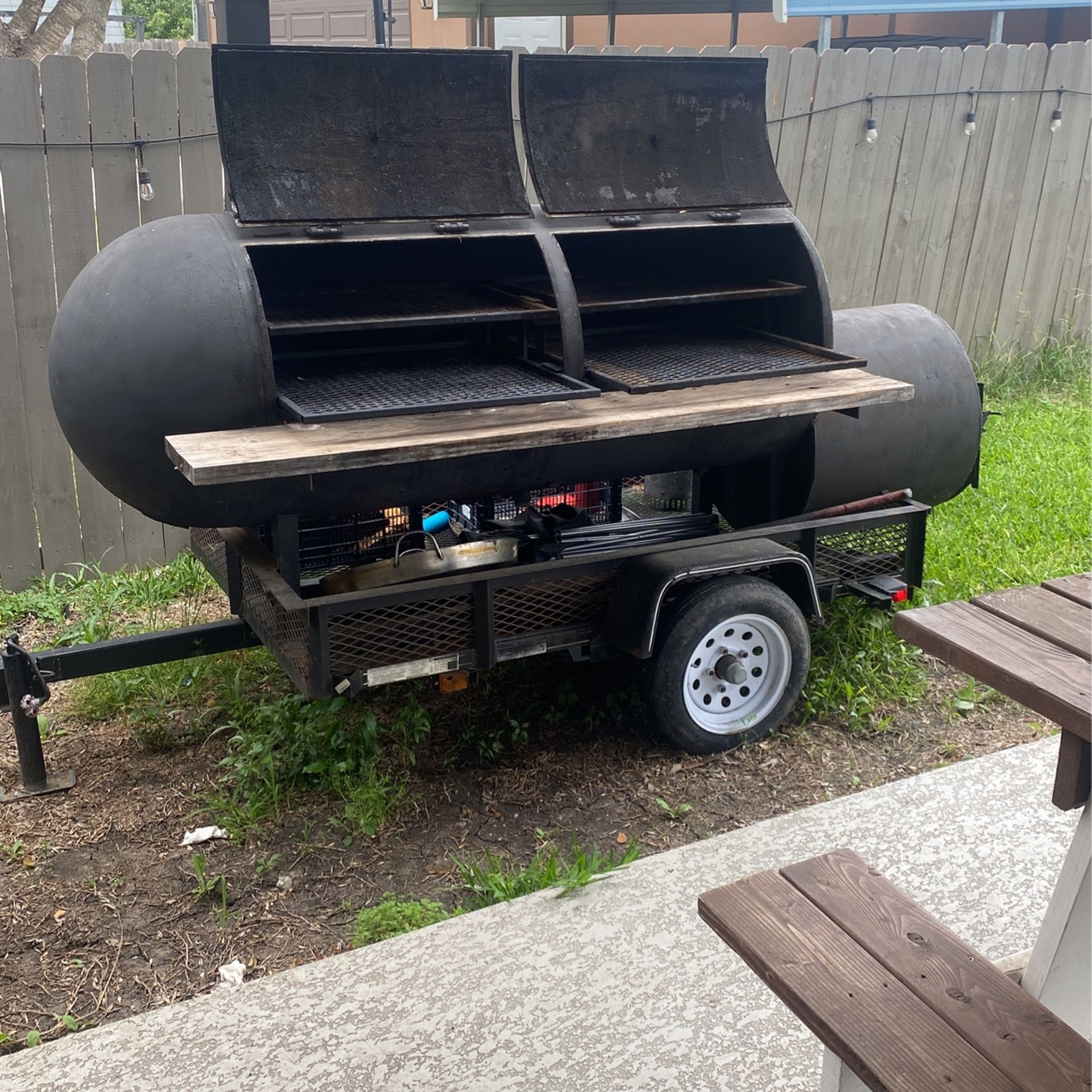 BBQ Smoker for Sale in San Antonio, TX OfferUp