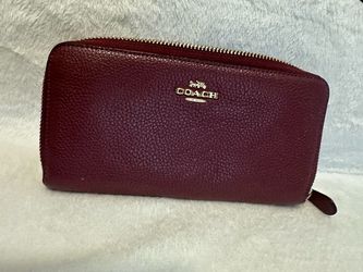 COACH LEATHER ZIP AROUND