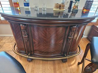 Montecarlo bar and stools