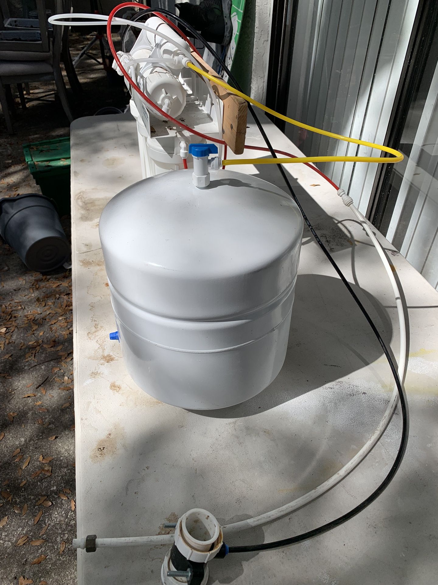 APEC Free Drinking water System