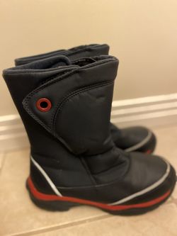 Lands End - Youth Size 6 Insulated Snow Boots