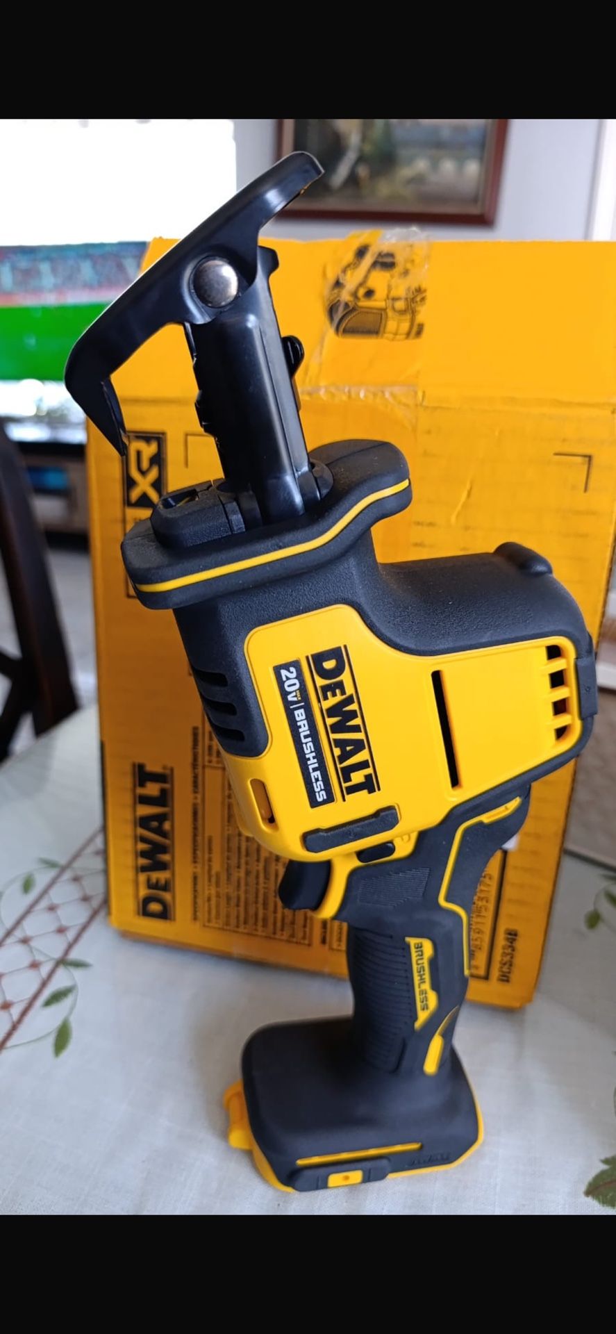 New Dewalt Reciprocating Saw Brushless 20v Tool Only And Only Pick Up
