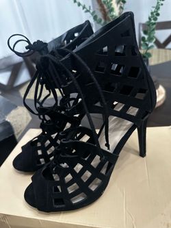 Women heels size 7