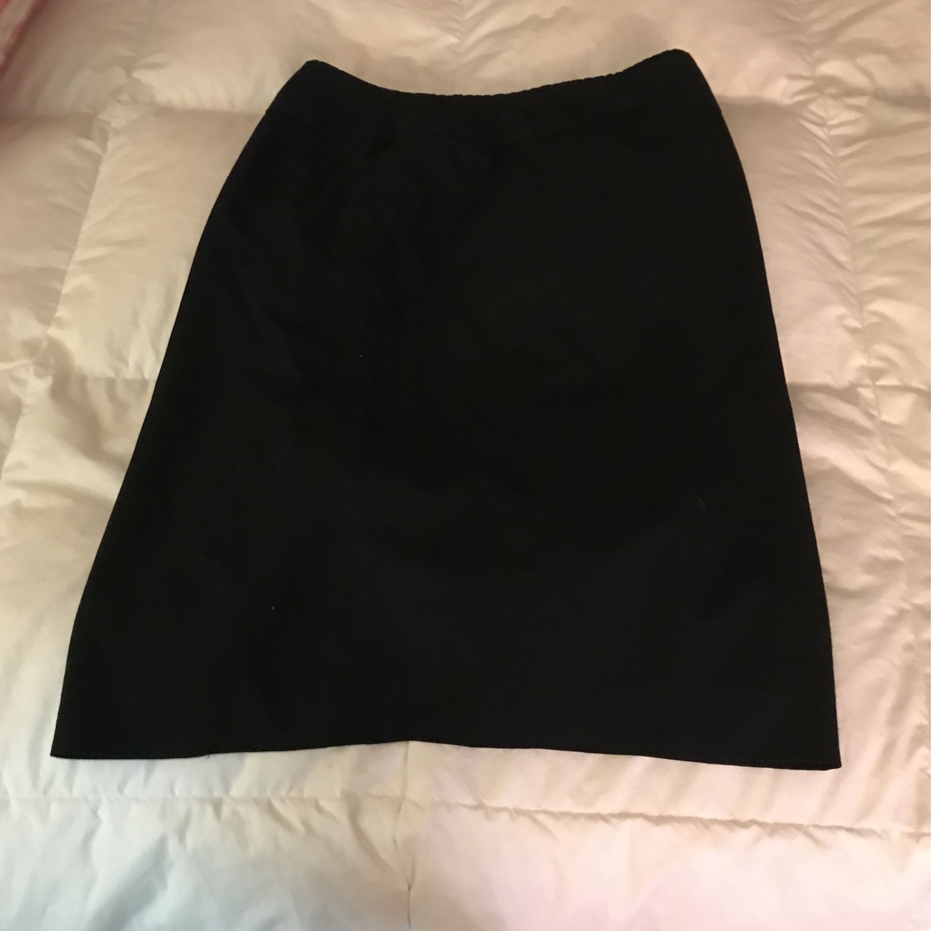 Banana republic pencil skirt perfect condition size 2