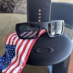 Oakley Si Det-Cord safety sunglasses