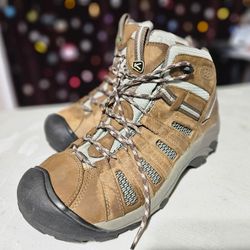 Women's Keen Hiking Boots, Size 11