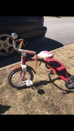 Nice vintage tricycle all metal only $25