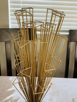 Contemporary Center Piece Home Decor 