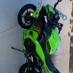2023 Kawasaki Ninja