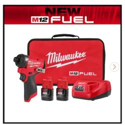 Milwaukee 1/4 Impact Driver 