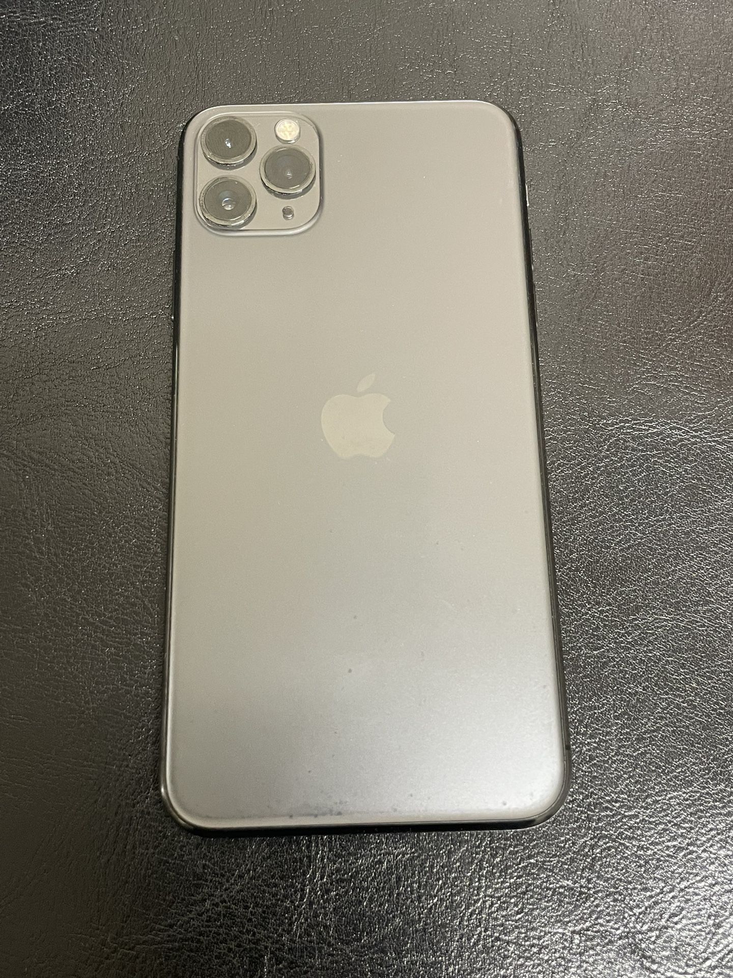 iPhone 11 Pro Max *Unlocked Any Carrier 64GB