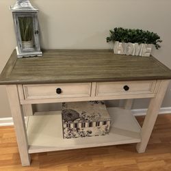 Sofa Table And Matching End Table