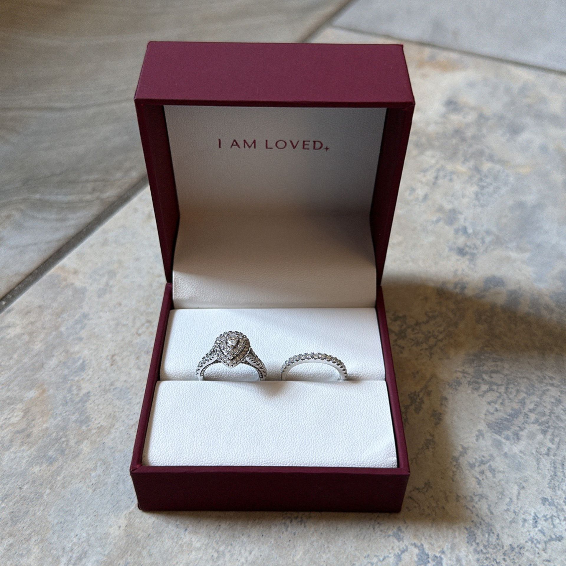 Engagement / Wedding Ring Set 
