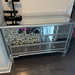 48” W Mirror Dresser