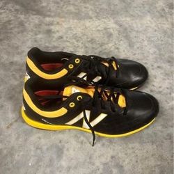 New Balance Men’s Baseball Cleats Size 9