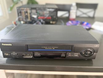 Panasonic PV-V4602 Omnivision VCR VHS Player Recorder 4 Head Hi Fi Stereo Black (Inc remote)