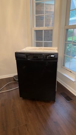 Whirlpool Quiet Partner II Dishwasher