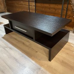 Black Wooden Coffee Table w/ Drawers / Excellent Condition 