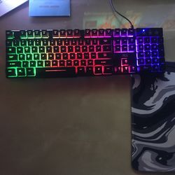 Gaming Keyboard (READ DESCRIPTION)