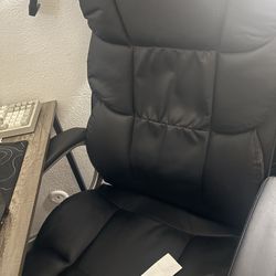 Desk chair