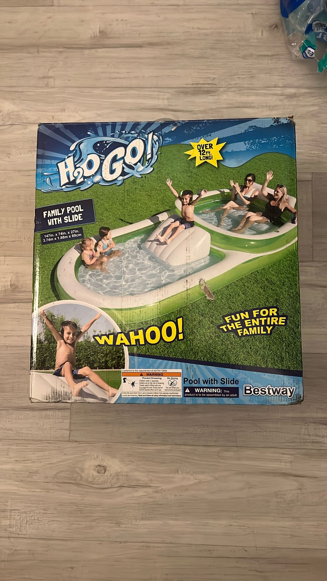 Inflatable Water Pool With Slide