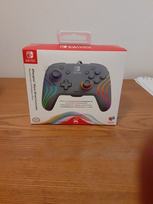 Nintendo Switch Pismatiac Color Changing Controller 