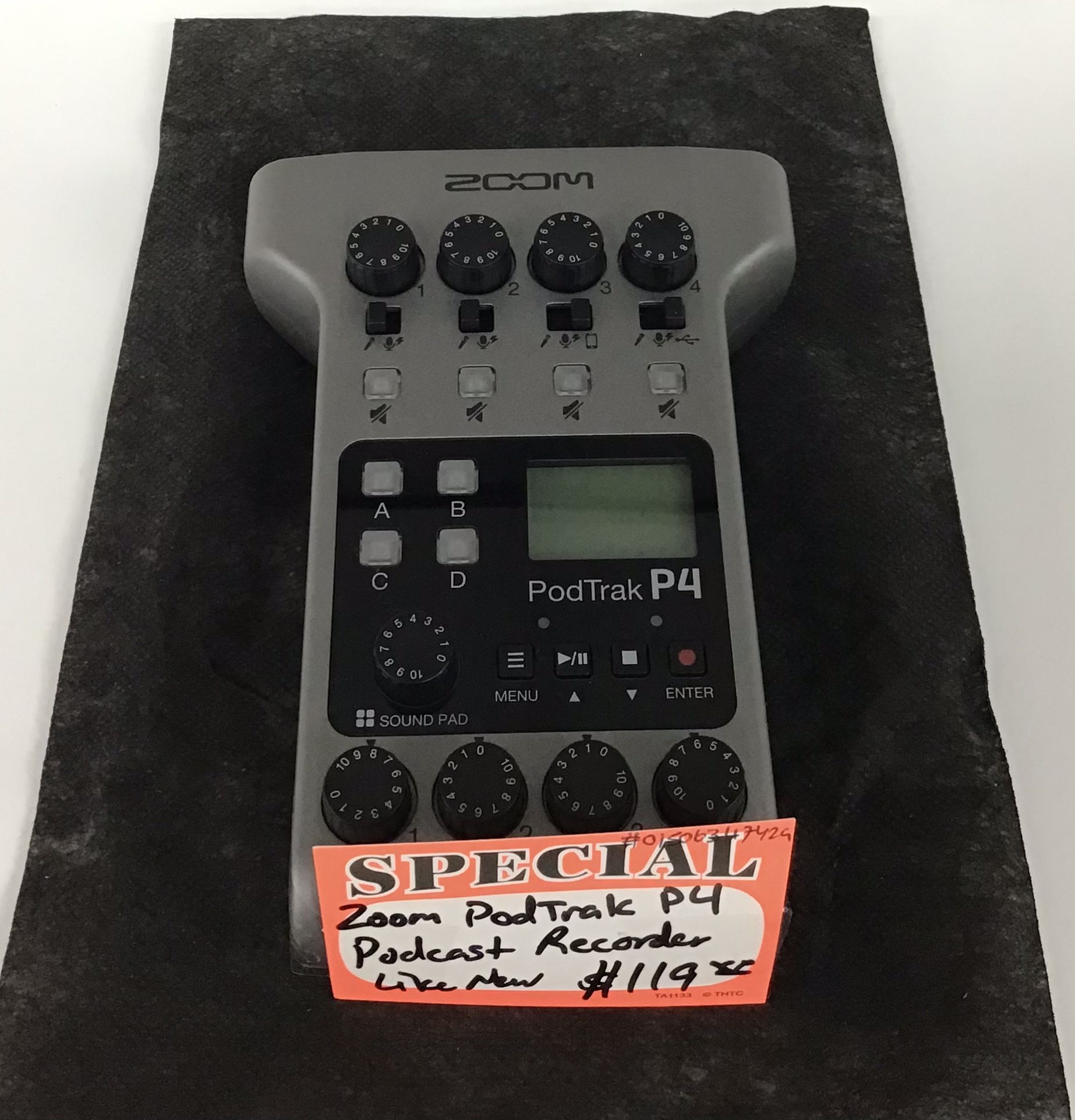 Zoom PodTrack P4 Podcast Recorder Like New
