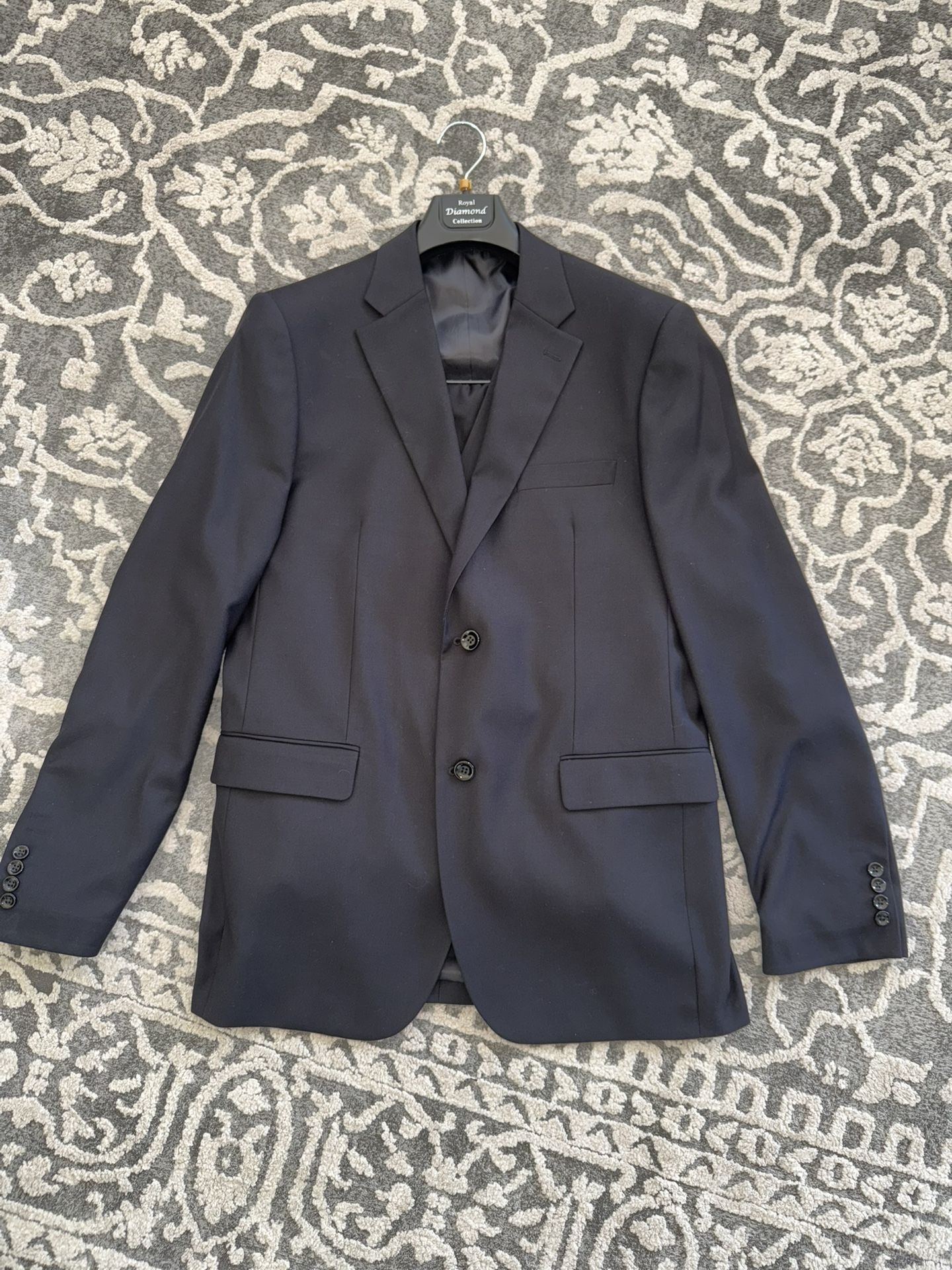 Men’s Suit- Black B&T