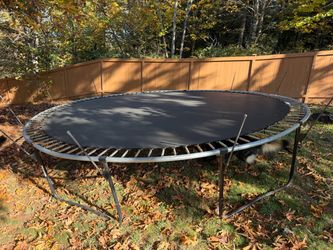 Trampoline