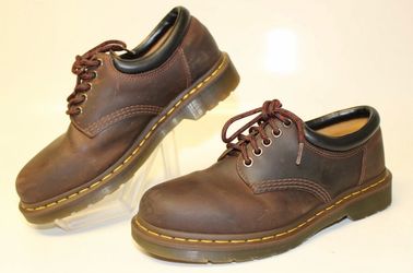 Dr. Marten’s 8053 Crazy Horse M8 L9