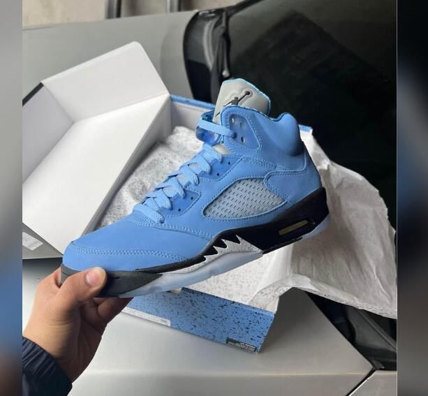 AJ5 UNC BLUE