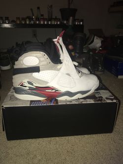 Jordan 8 Bugs Bunny Defining Moment Pack Size 10.5